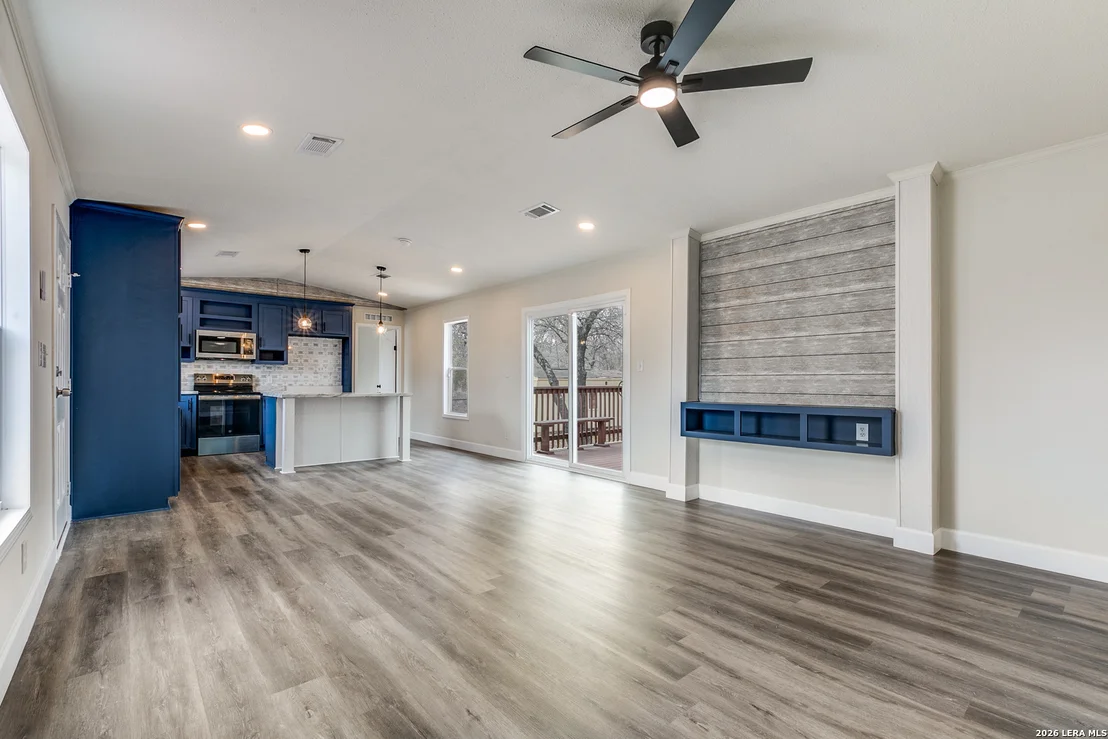 Photo of 23403 Hickory Pass