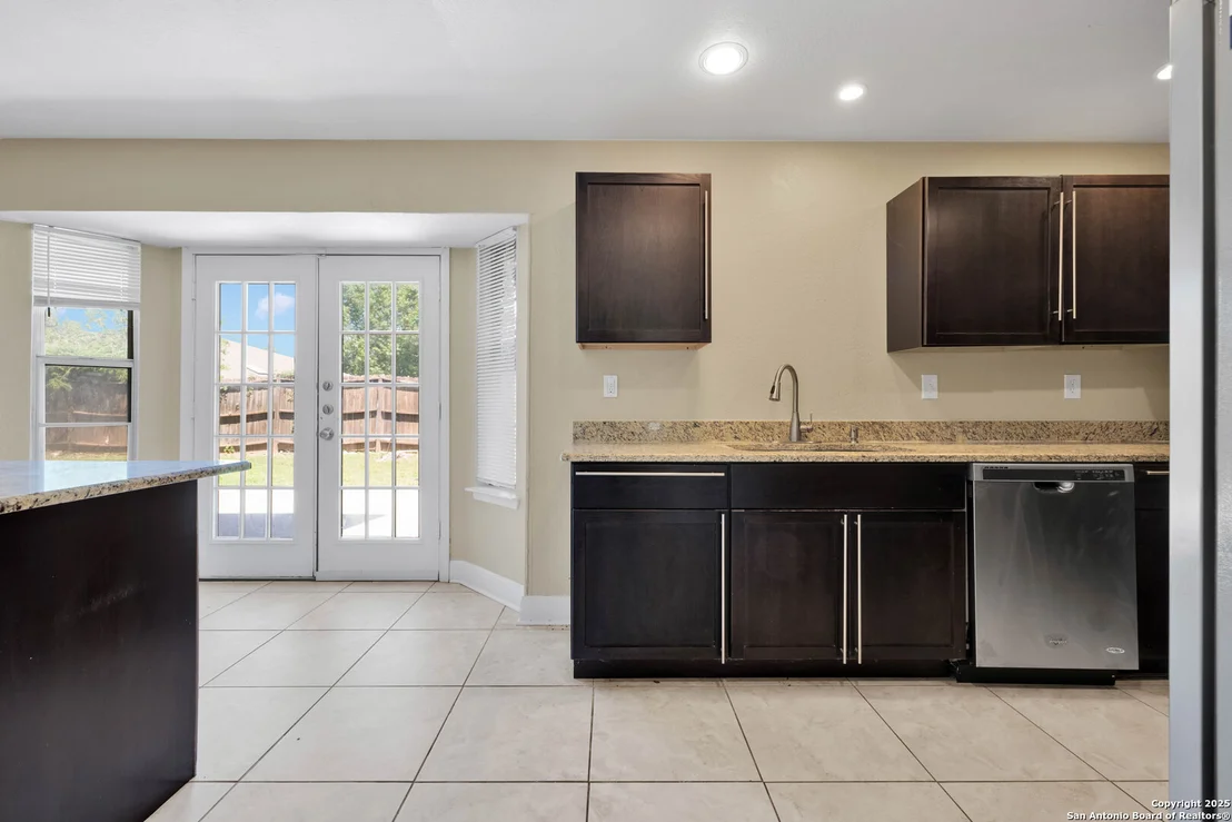 Photo of 6135 Windbrooke