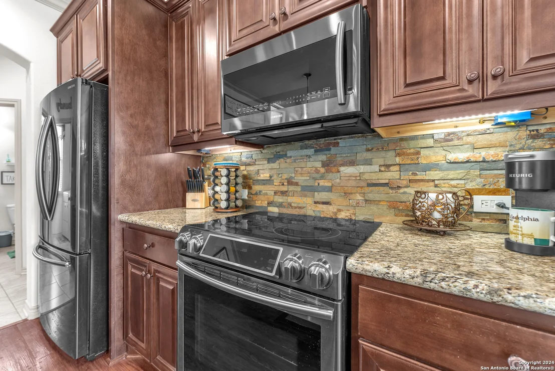 Photo of 714 Abbott Rdg