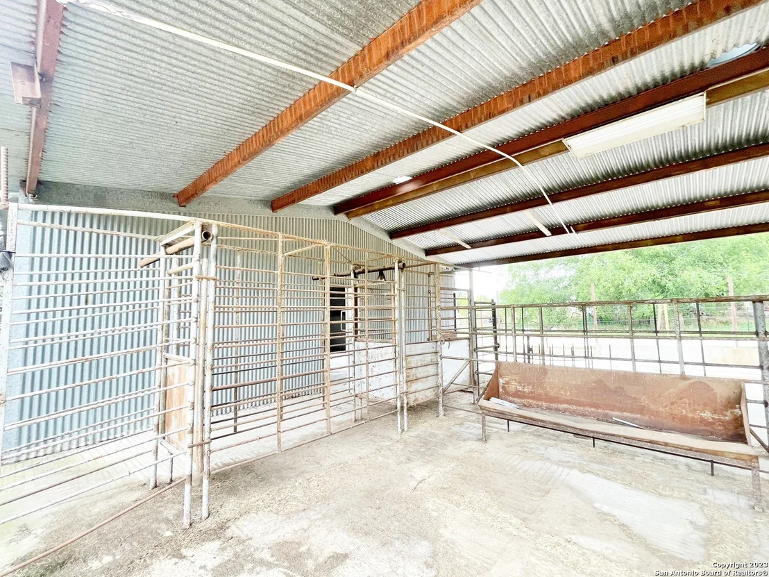 Photo of 1722 COUNTY ROAD 676