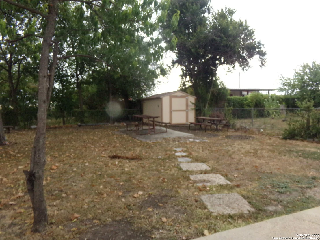 Photo of 735 ROCHAMBEAU