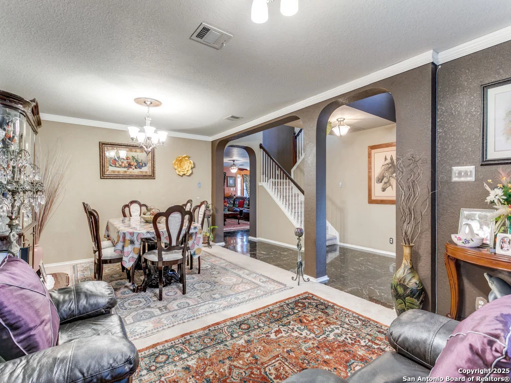 Photo of 10702 Diamond Rock