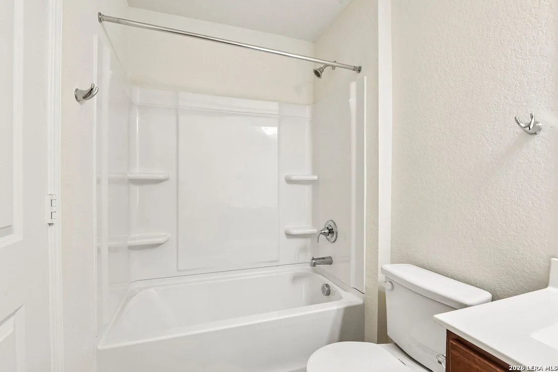 Photo of 448 Horizon Pointe