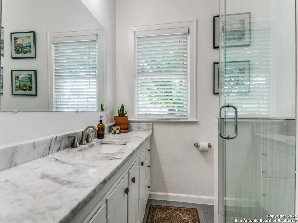 Photo of 223 Thorain