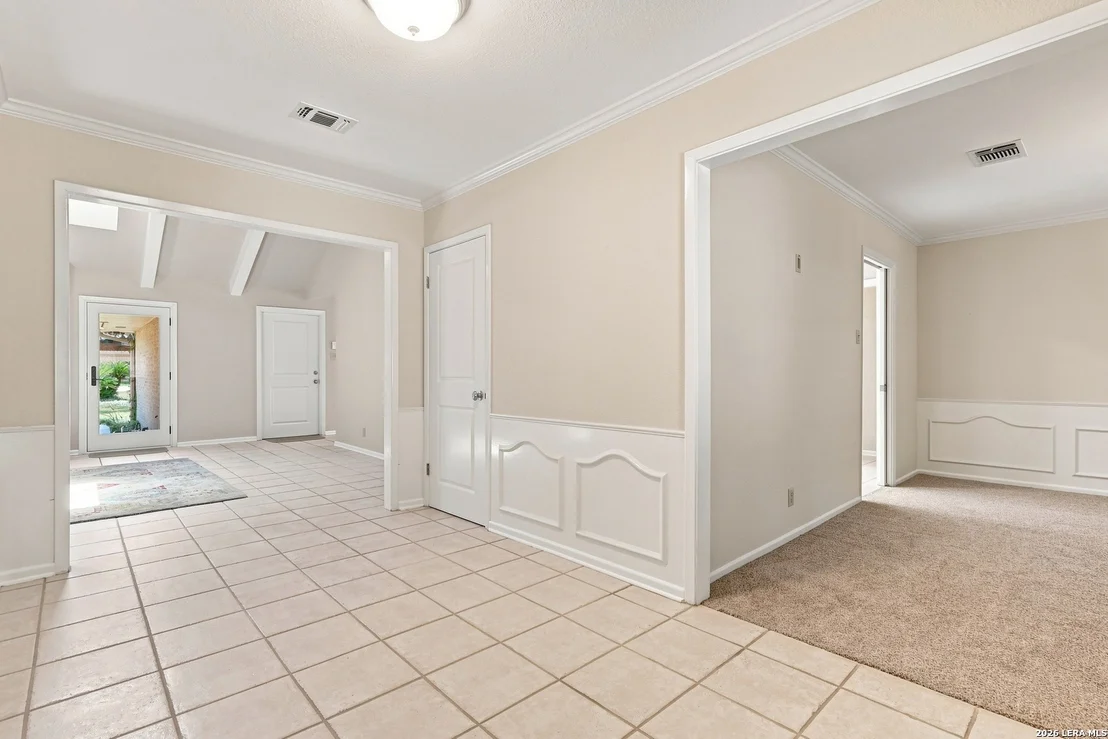 Photo of 102 IRONGATE RD