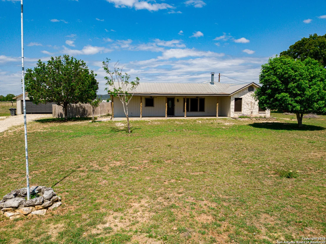 Photo of 472 Valley View Trail