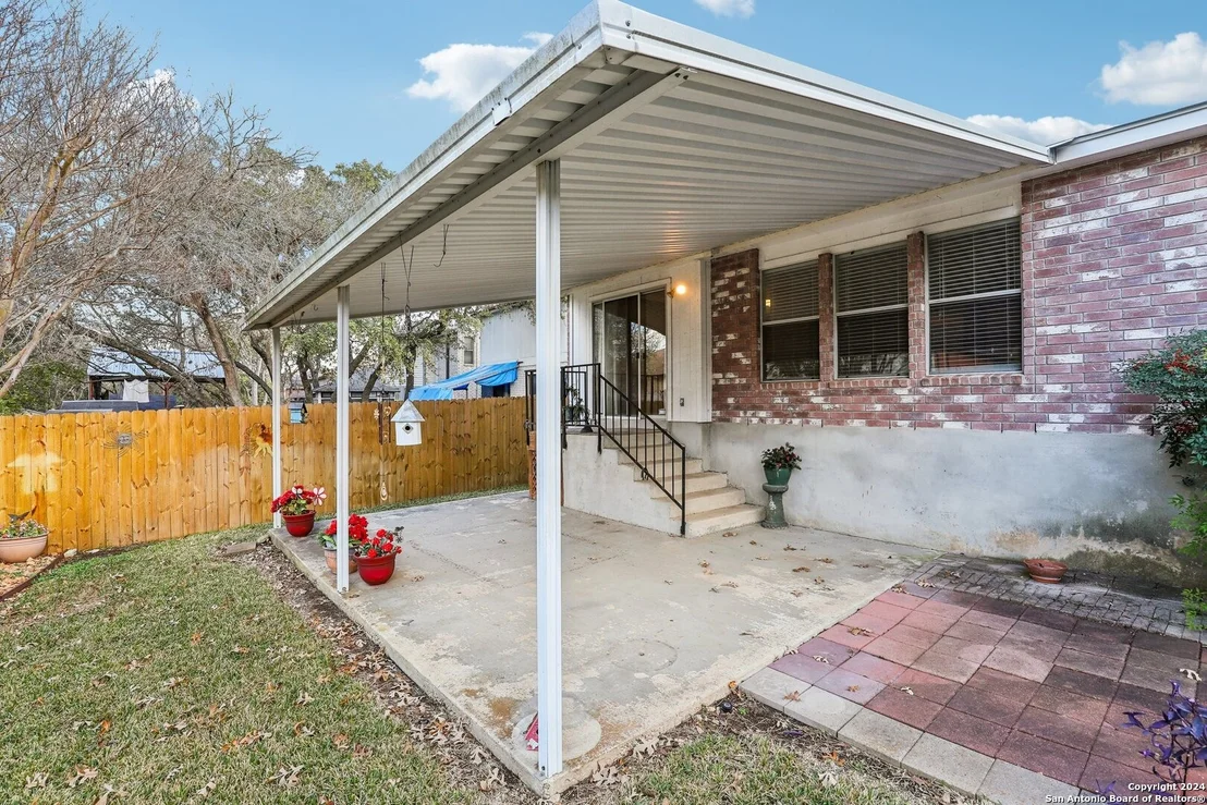 Photo of 9181 RIDGE PATH