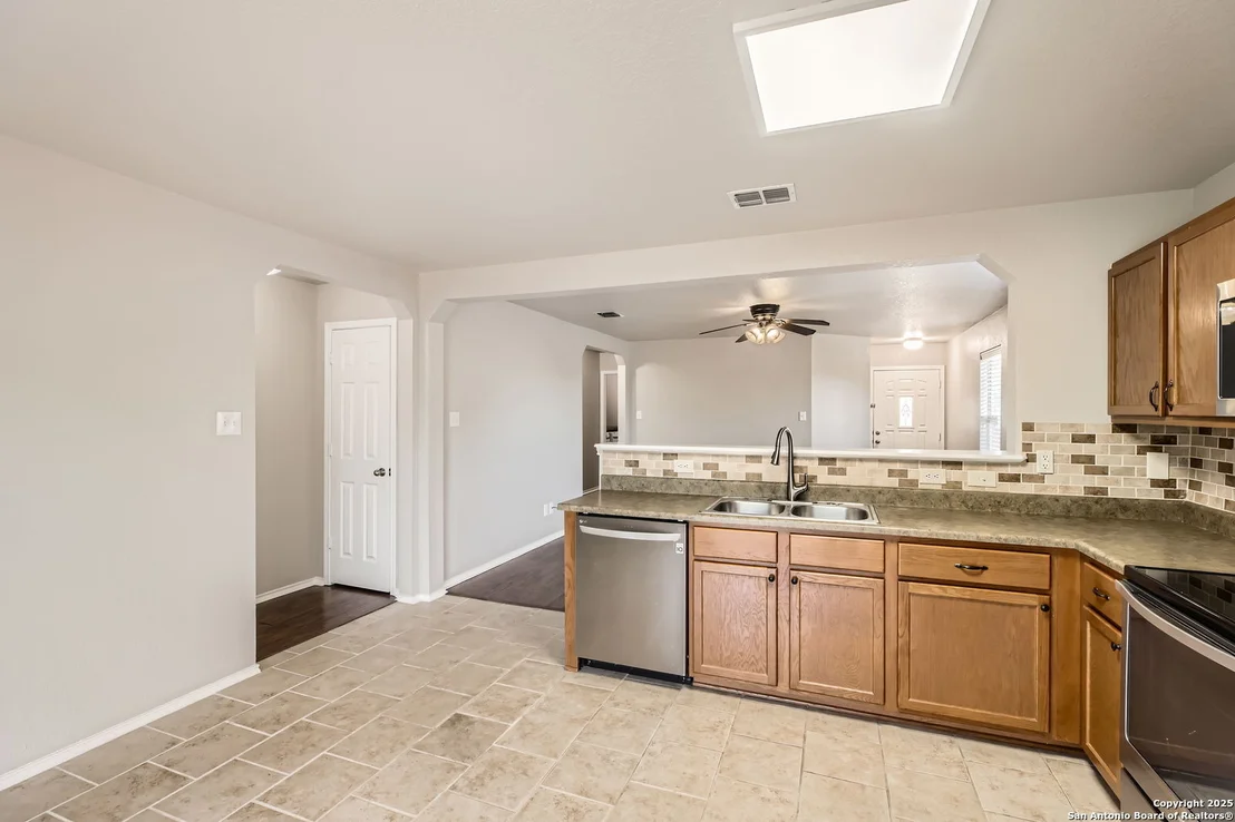 Photo of 3747 Hideaway Grn