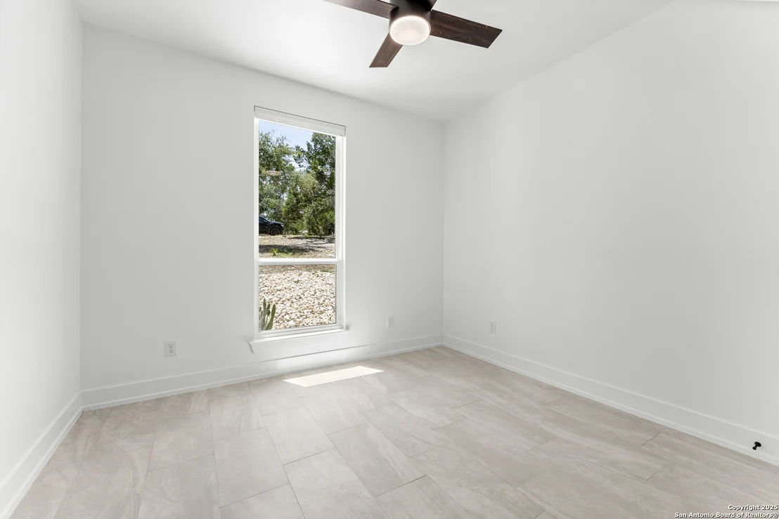 Photo of 1101 Persimmon