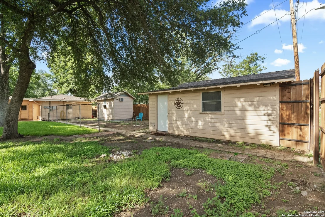 Photo of 818 Cherry