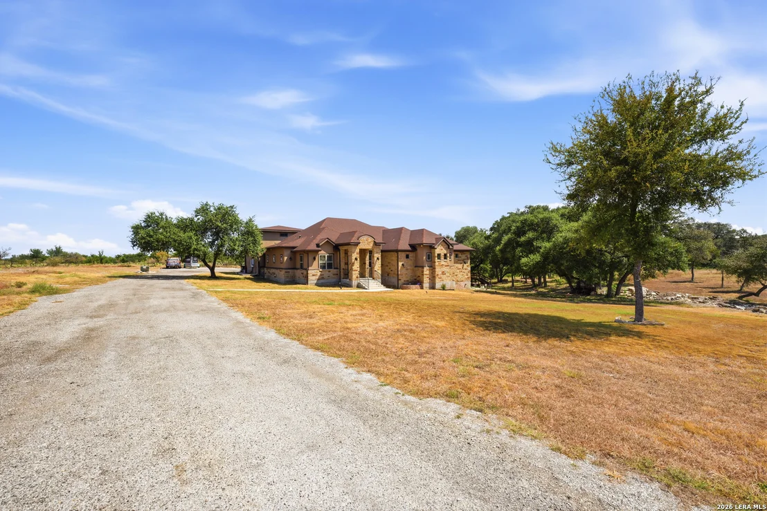 Photo of 1357 PRIVATE ROAD 3702
