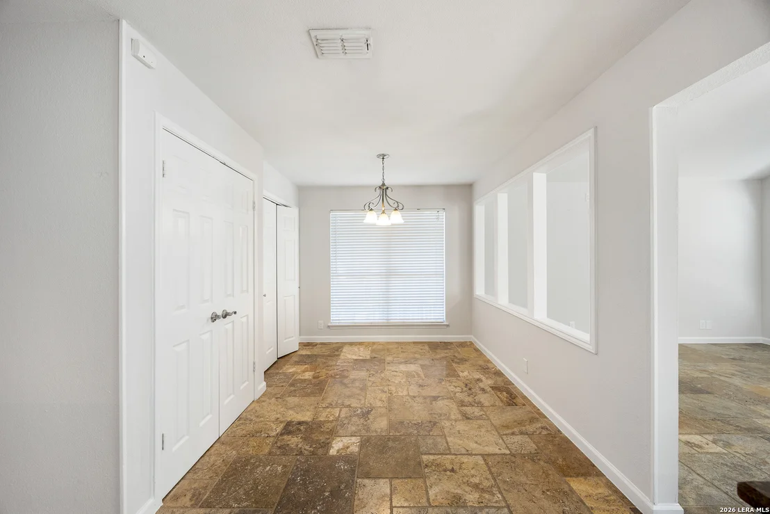 Photo of 25003 SUMMIT HOLW