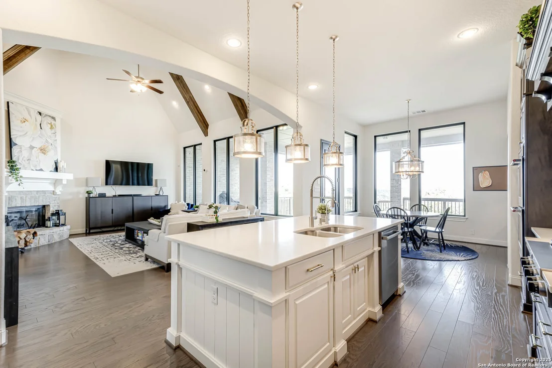 Photo of 8027 Vanity Hill