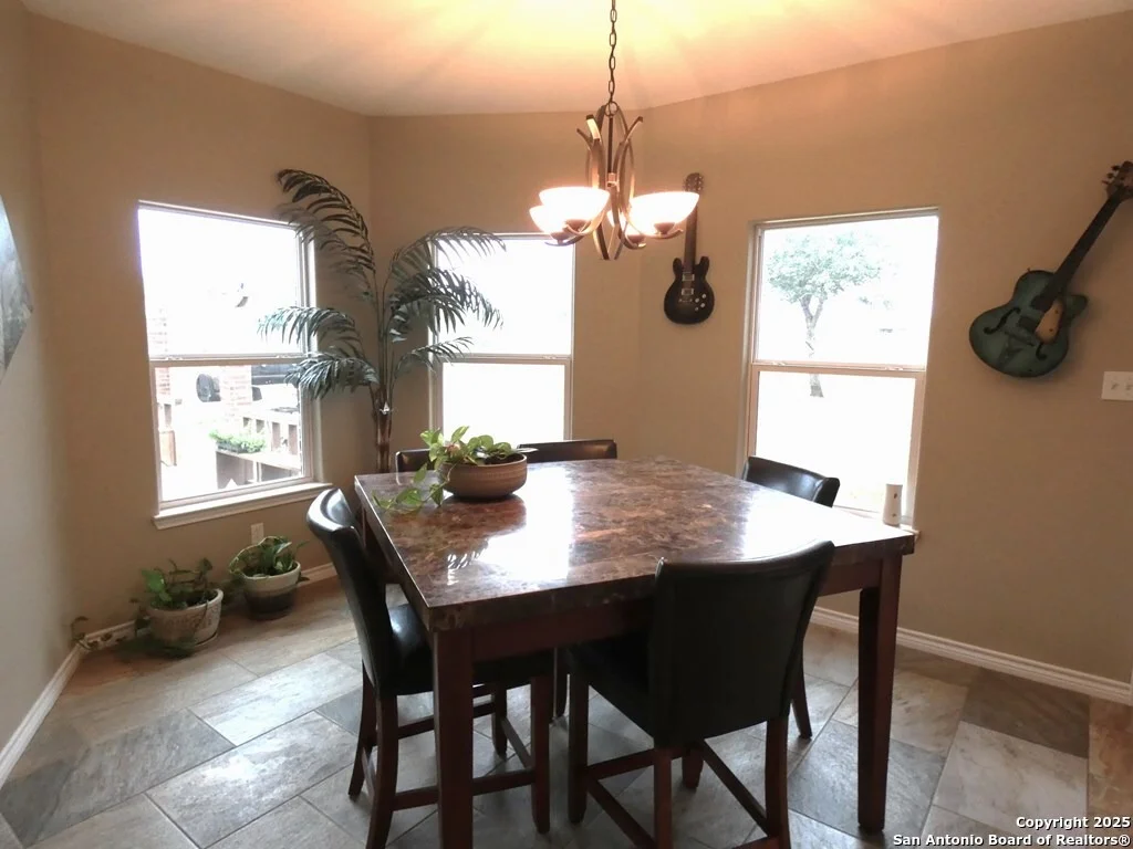 Photo of 283 Live Oak Rd