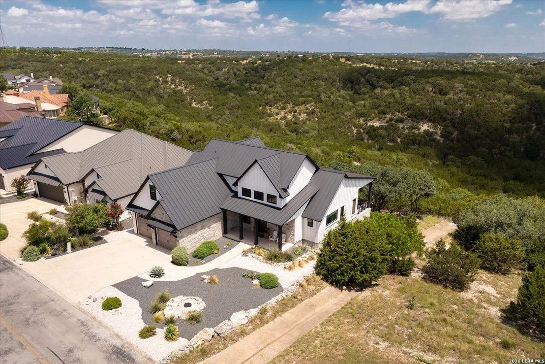 Photo of 540 HANNAH LN