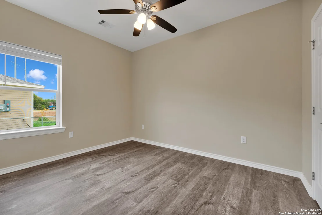 Photo of 514 PRECIOUS DR
