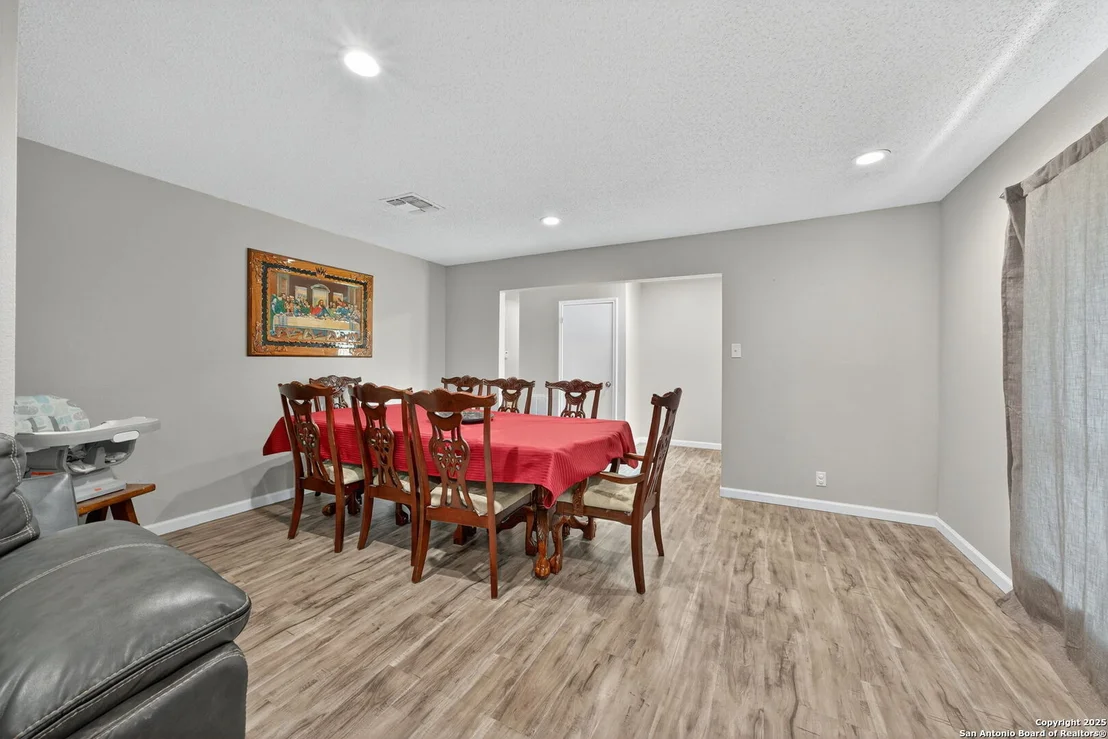 Photo of 3413 Foxbriar