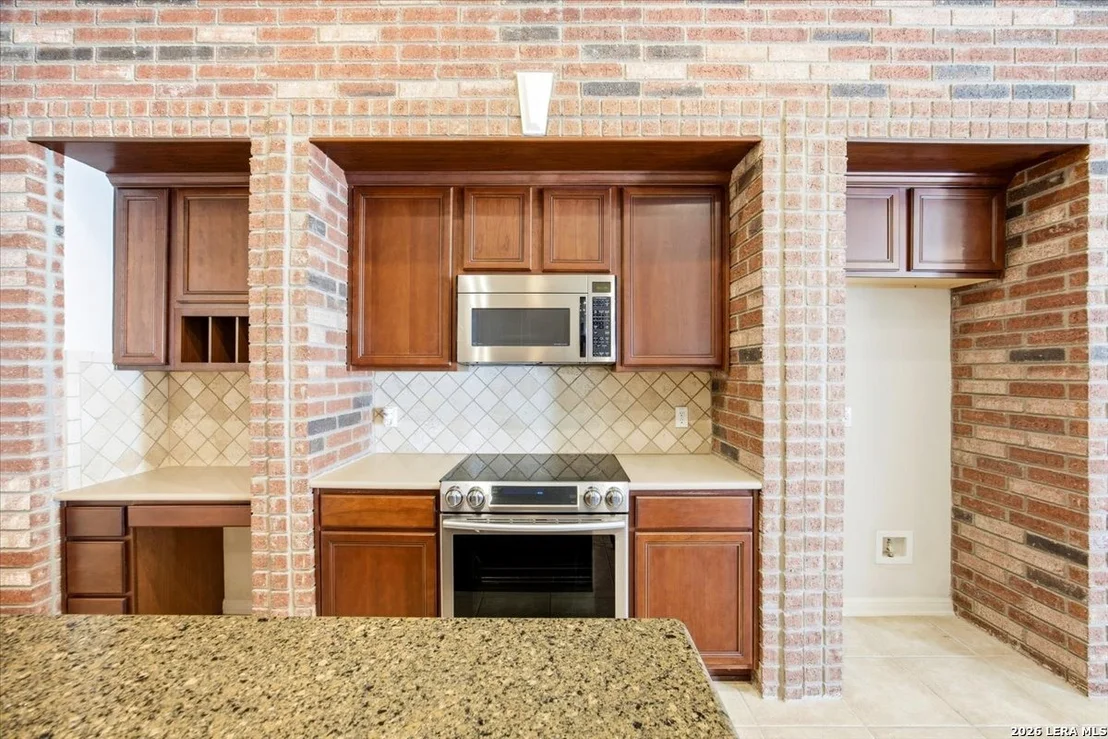Photo of 13115 Five Brks