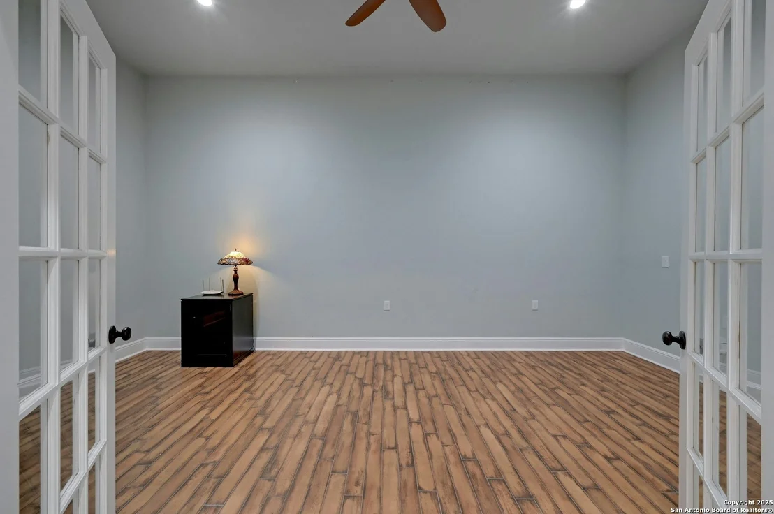 Photo of 105 N Micah Andrews