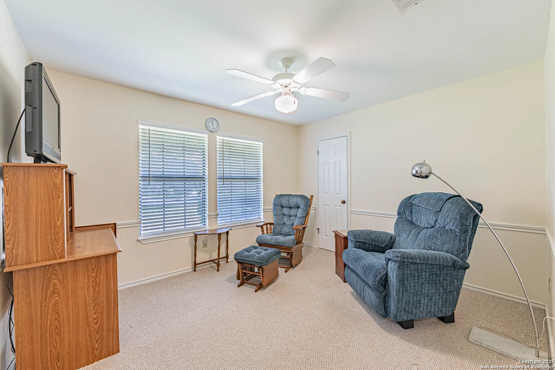 Photo of 729 Heritage Dr
