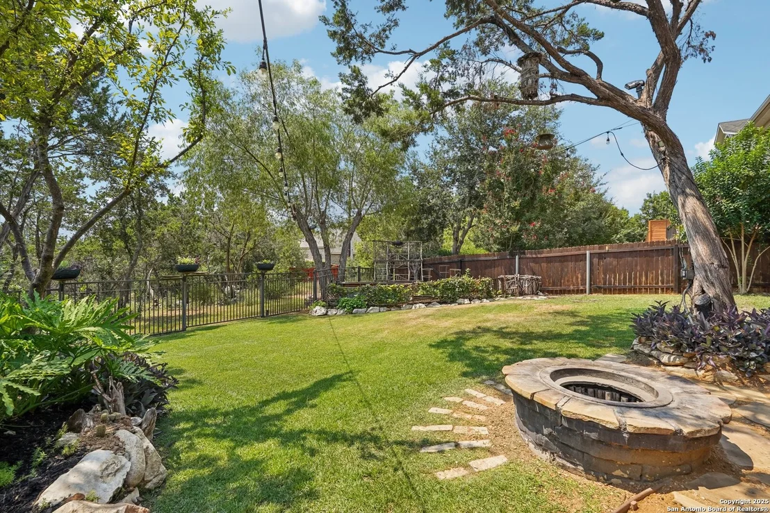 Photo of 3610 Pinnacle Dr