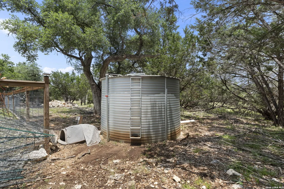 Photo of 5030 SPRING BRANCH RD