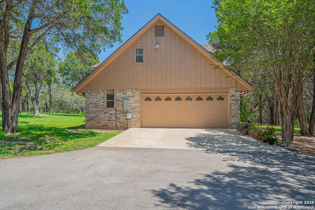Photo of 750 Forest Trail