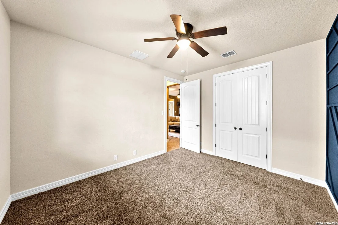 Photo of 11816 Field Bend