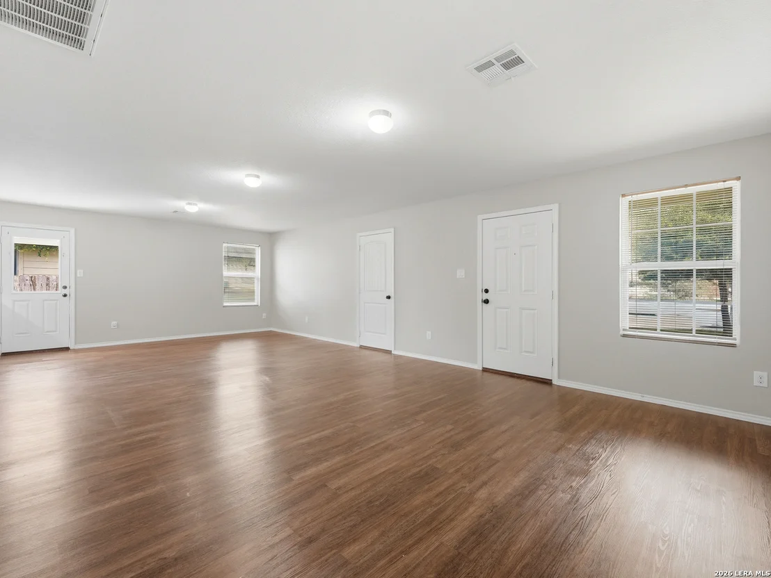 Photo of 4714 Everett Loop