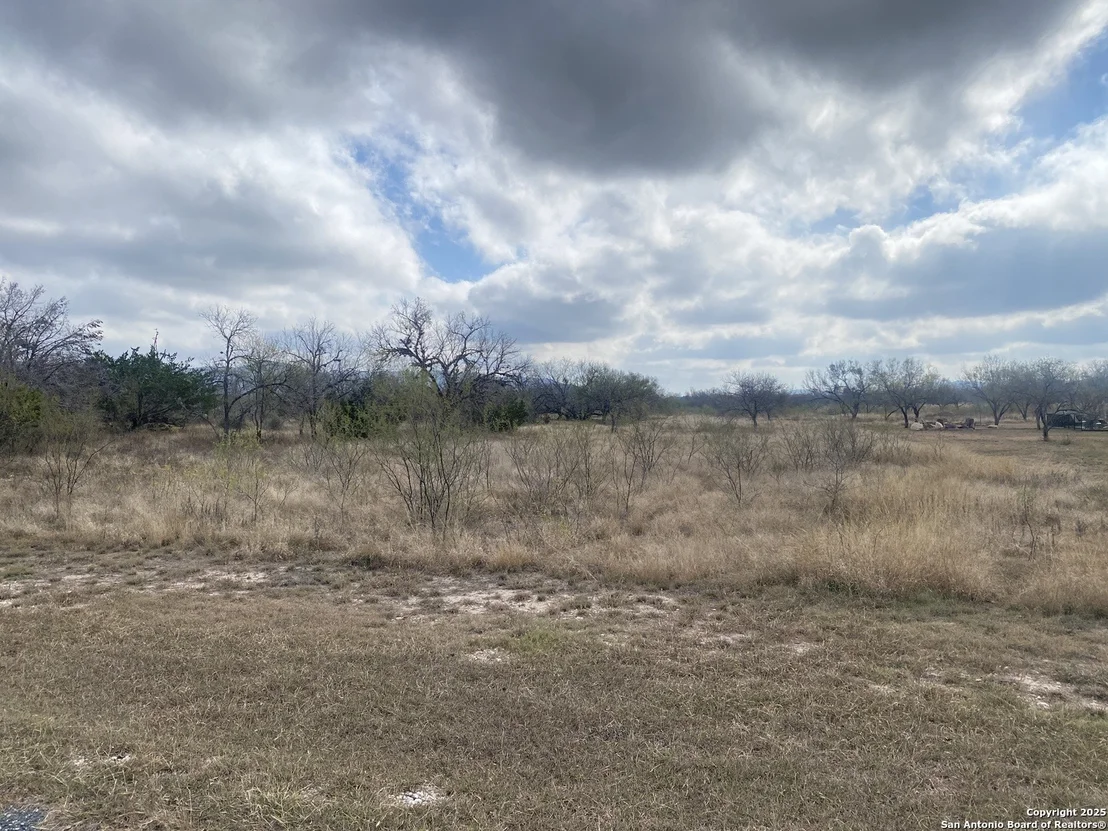 Photo of 935 Ridge Loop