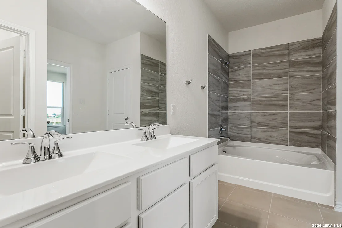 Photo of 4141 WOODSIDE DR
