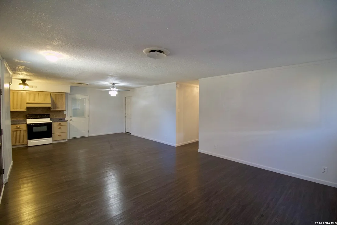 Photo of 1203 Yosemite