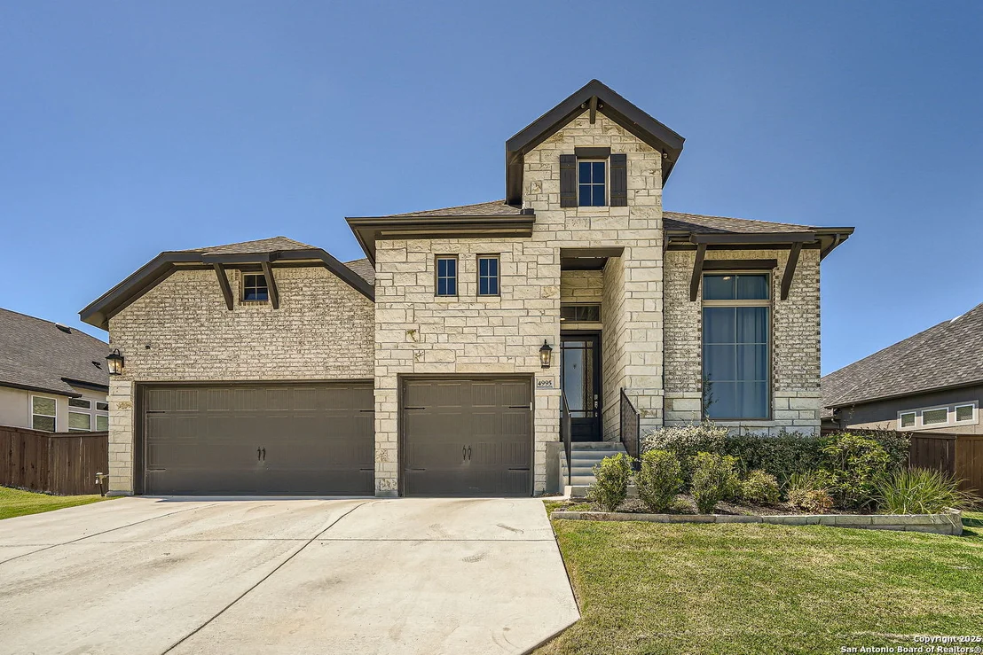 Photo of 4995 Winkler Trail