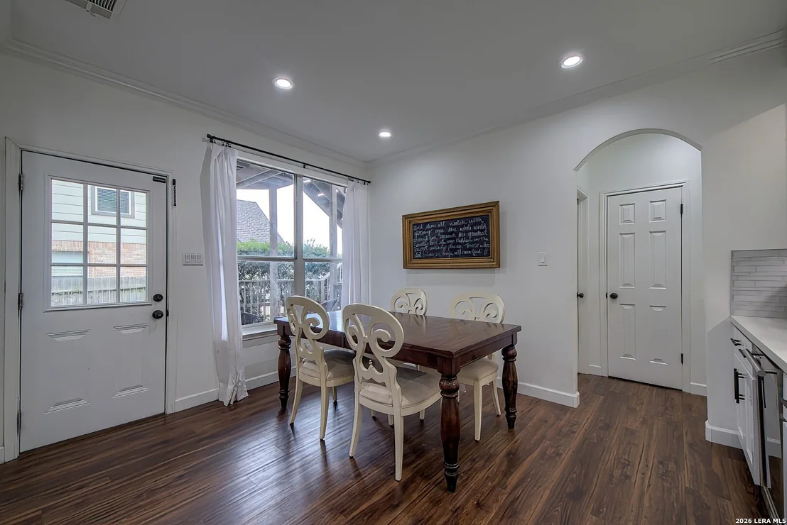 Photo of 19442 Mill Oak