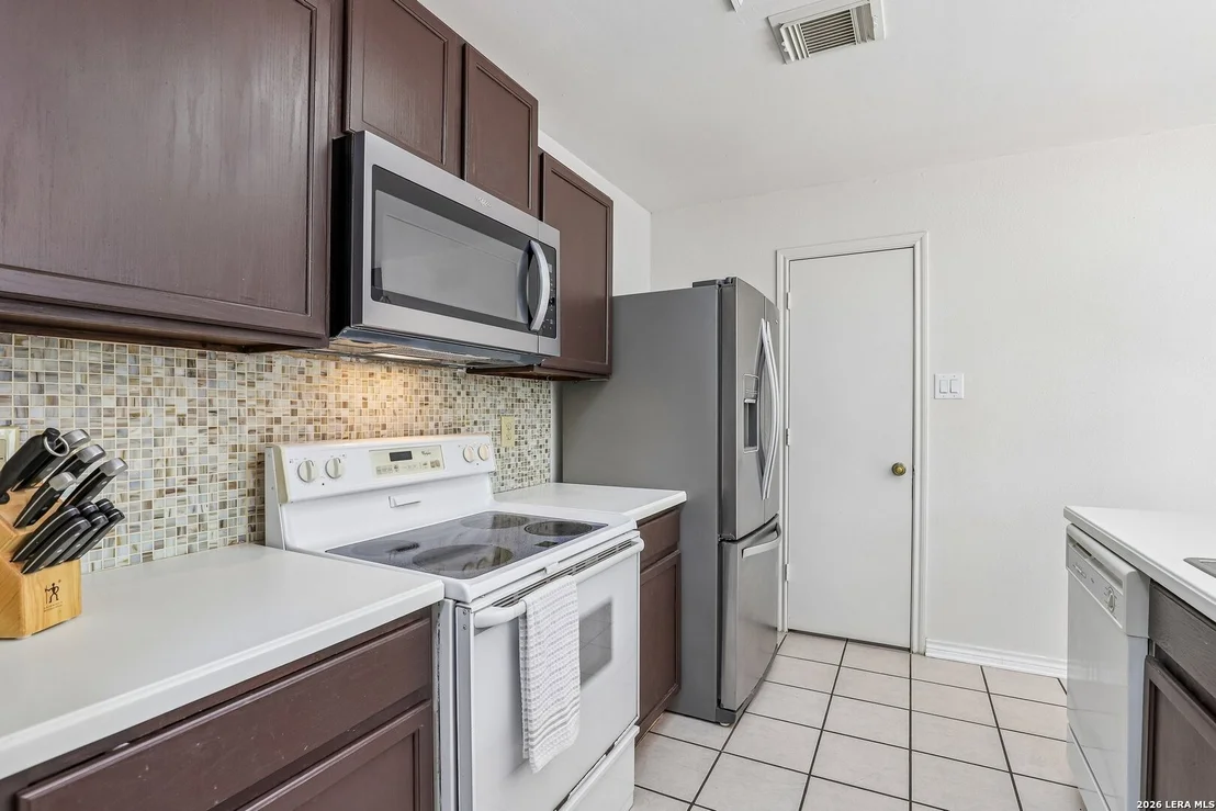 Photo of 8810 Bridgefield