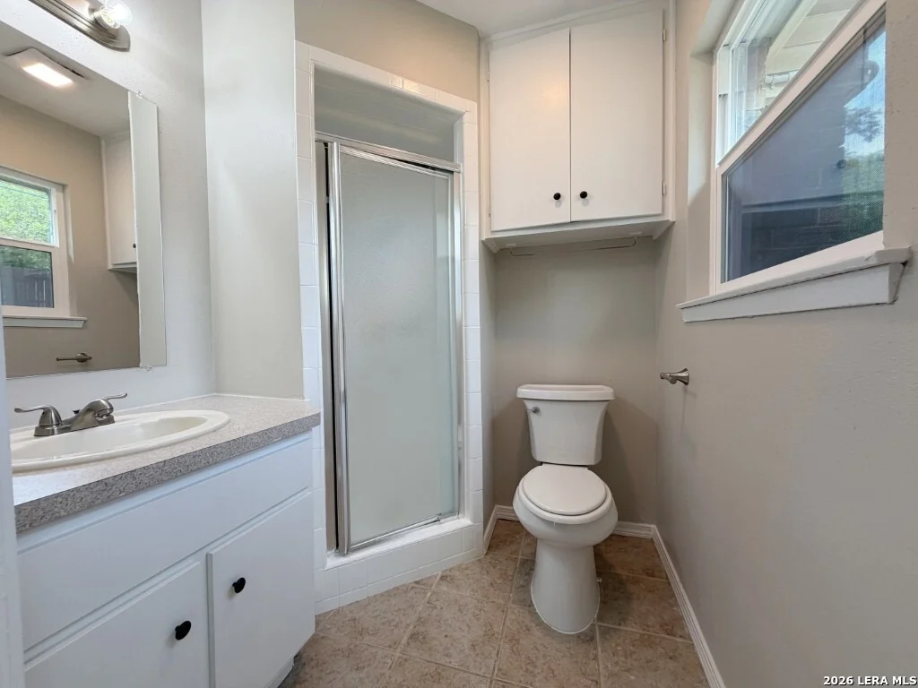 Photo of 707 BOOTH DR