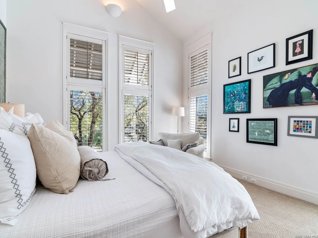 Photo of 3564 Mountain Loop