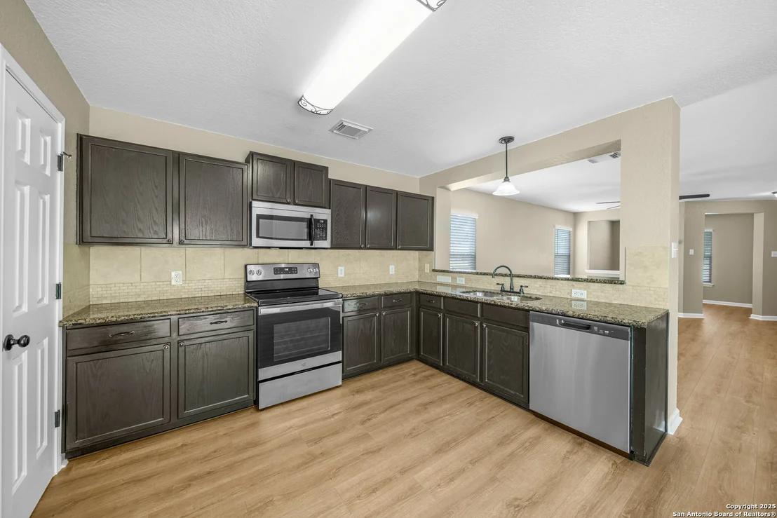 Photo of 3971 Cherokee Blvd
