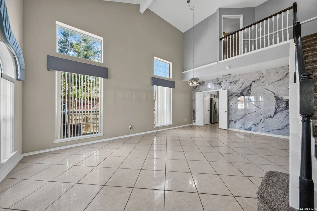 Photo of 6207 SPRING VLY