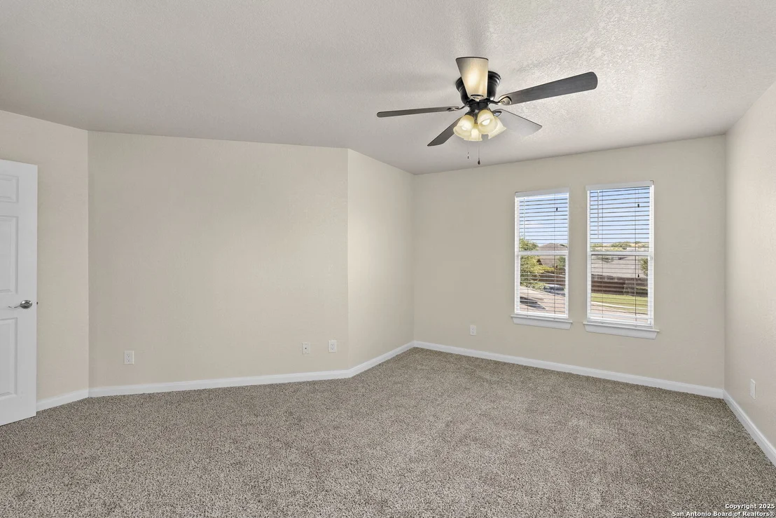 Photo of 213 Springtree Parkway
