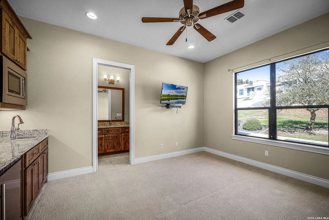 Photo of 1357 Capitare