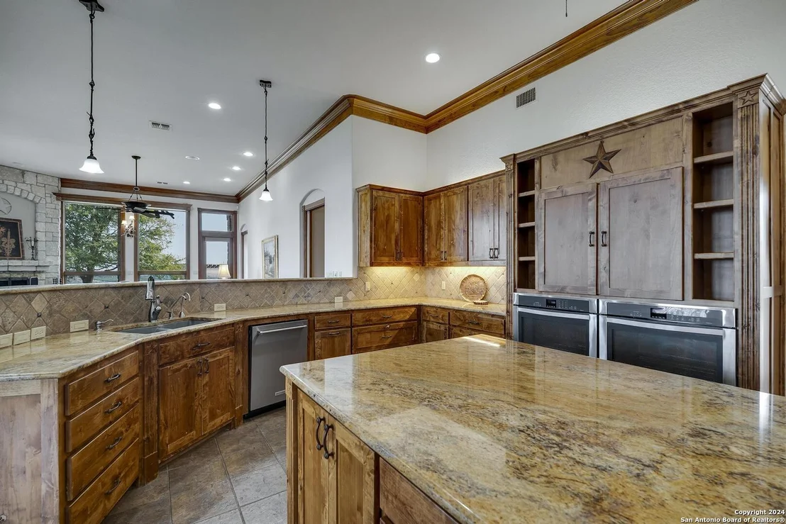 Photo of 442 PARADISE PT