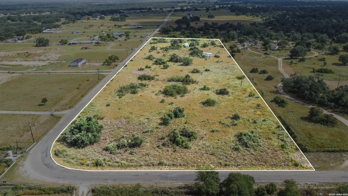 Photo of 709 COUNTY ROAD 6723