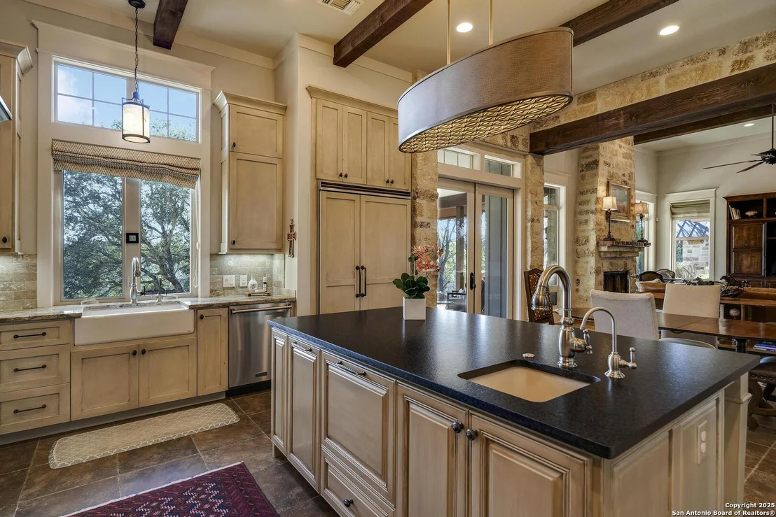 Photo of 107 LEGACY POINTE