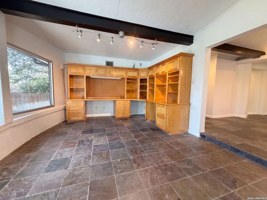 Photo of 106 BRIARCLIFF DR