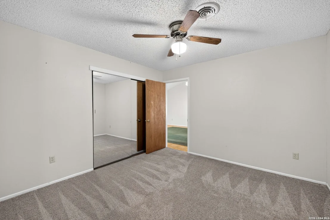 Photo of 555 Dawnview