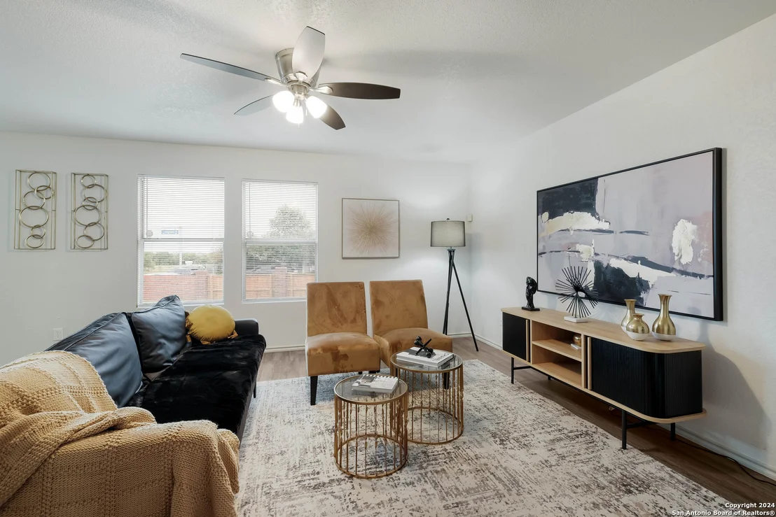 Photo of 8902 Catkin Meadow