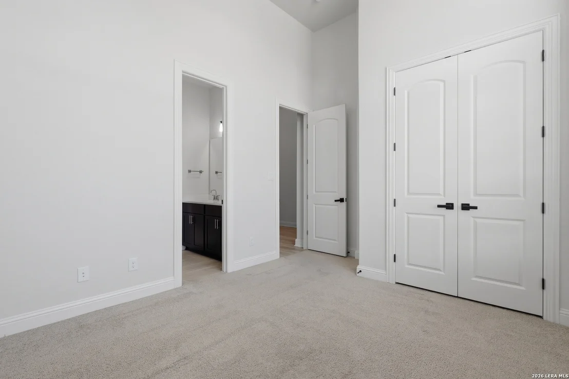 Photo of 111 HUNTWICK DR