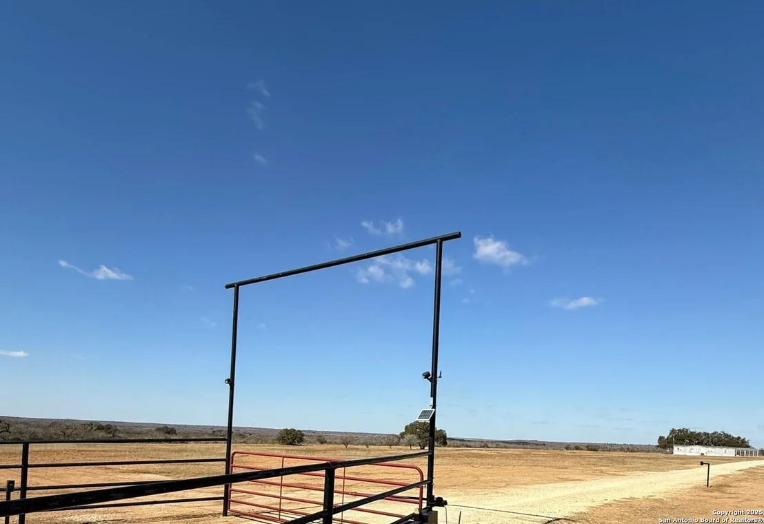 Photo of 838 County Road 669