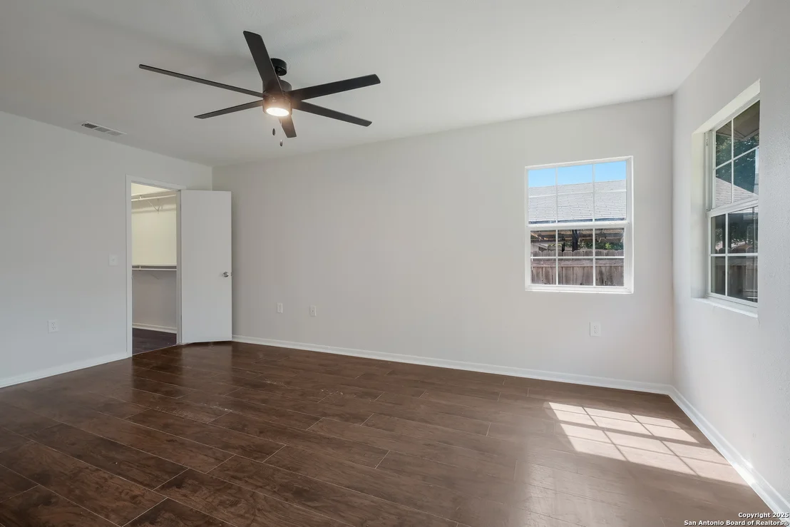 Photo of 9455 Greens Pt